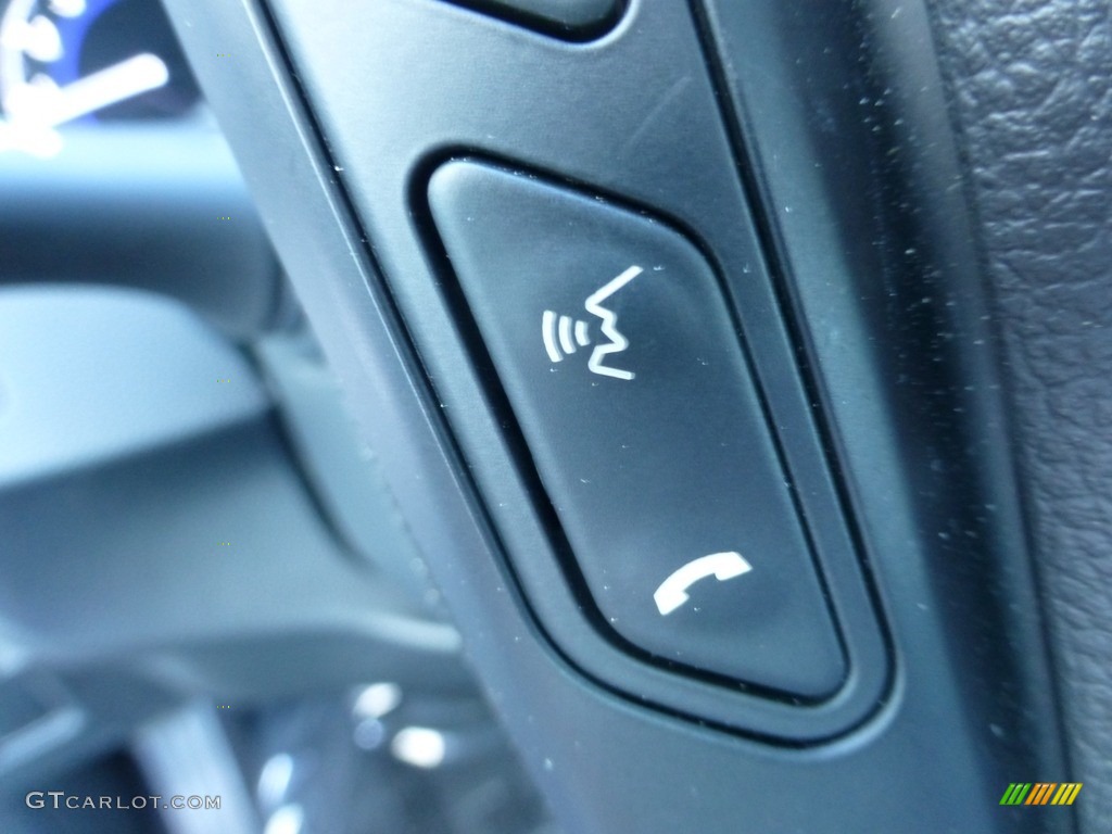 2015 Q40 Sedan - Black Obsidian / Graphite photo #29
