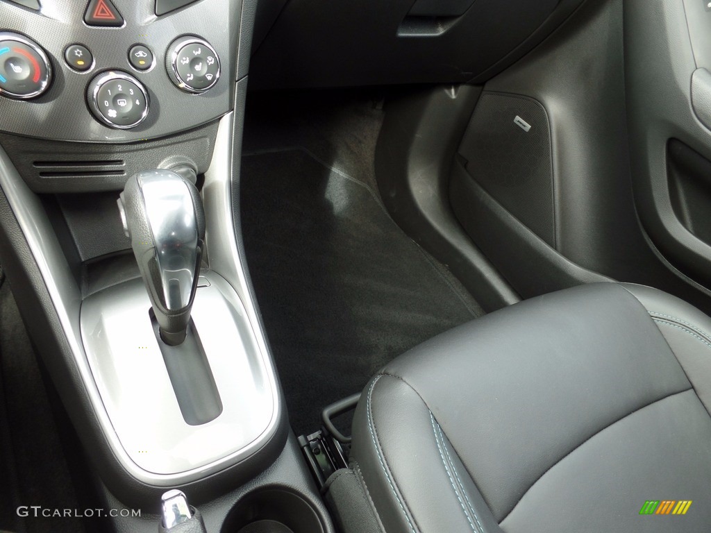 2015 Trax LTZ - Black Granite Metallic / Jet Black photo #20