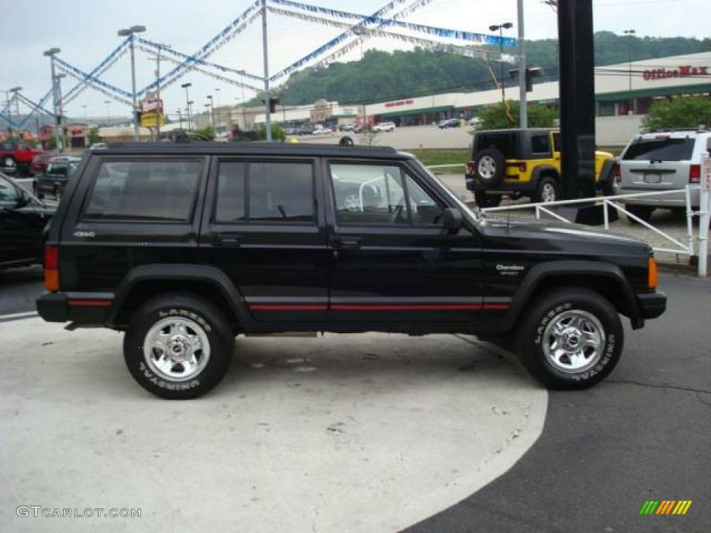 1996 Cherokee Sport 4WD - Black / Gray photo #5