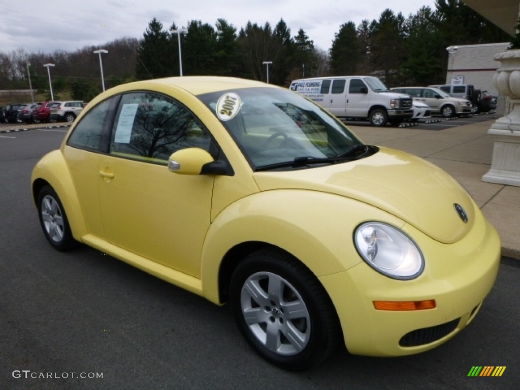 2007 New Beetle 2.5 Coupe - Sunflower Yellow / Black photo #7