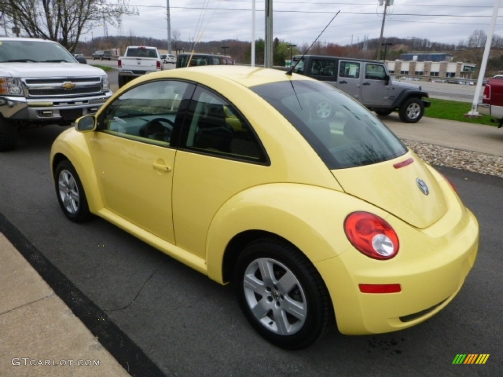 2007 New Beetle 2.5 Coupe - Sunflower Yellow / Black photo #11