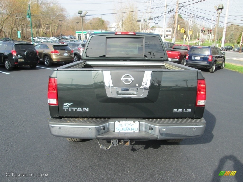 2009 Titan LE Crew Cab 4x4 - Timberline Green / Almond photo #7