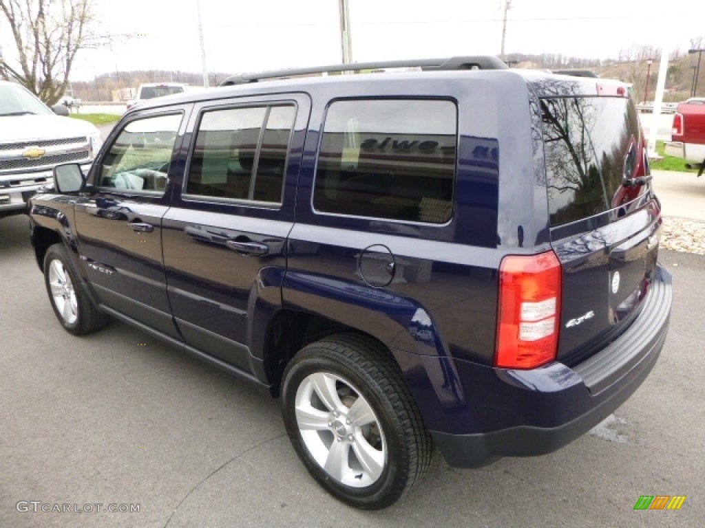 2014 Patriot Latitude 4x4 - True Blue Pearl / Dark Slate Gray/Light Pebble photo #12