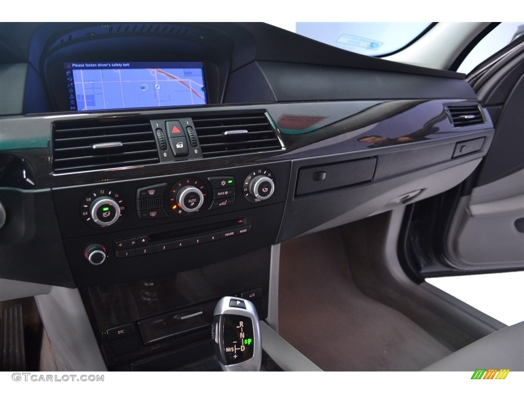 2010 5 Series 528i Sedan - Platinum Grey Metallic / Gray photo #23