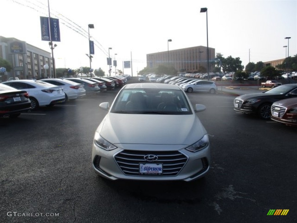 2017 Elantra SE - Beige / Beige photo #2
