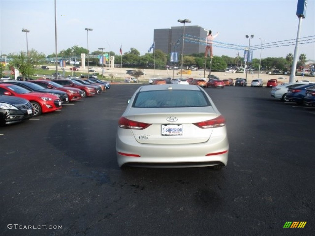 2017 Elantra SE - Beige / Beige photo #6