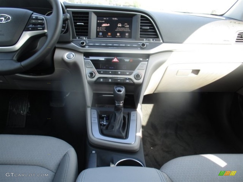 2017 Elantra SE - Gray / Gray photo #15