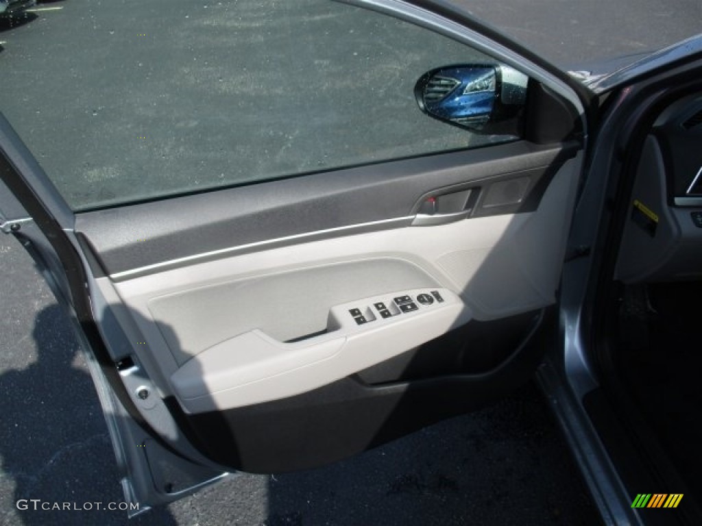 2017 Elantra SE - Gray / Gray photo #17