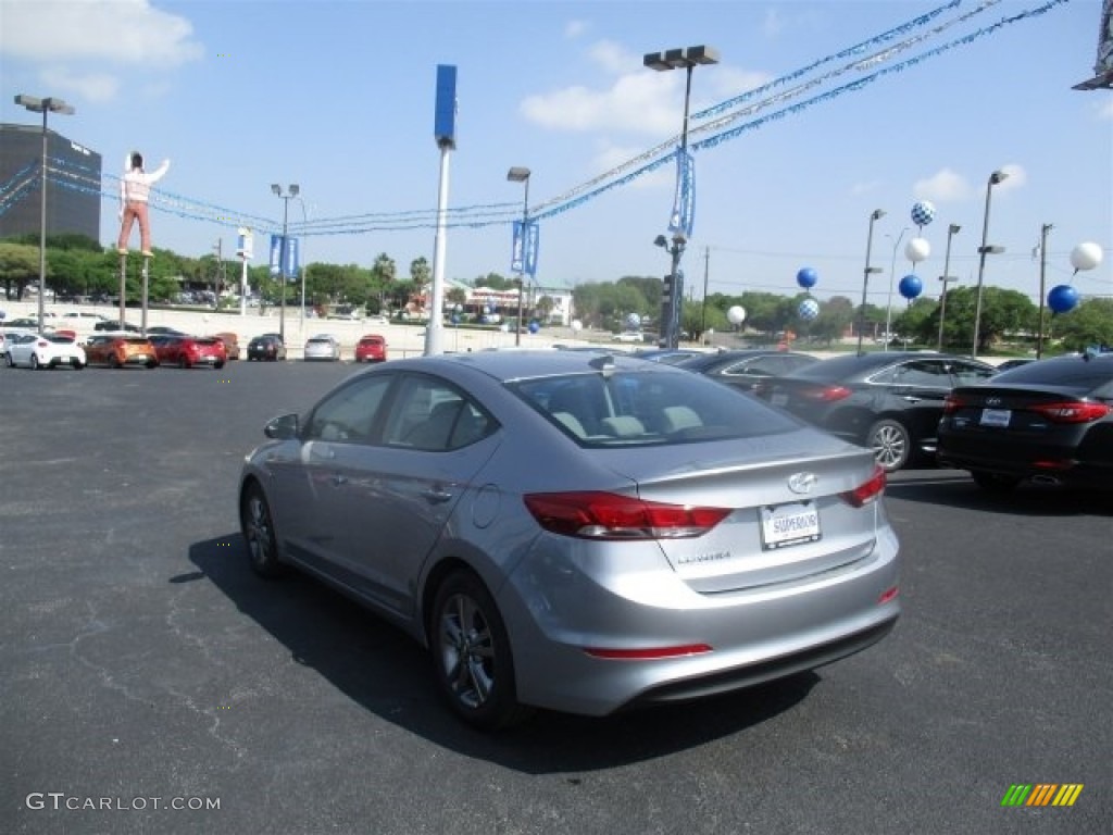 2017 Elantra SE - Gray / Gray photo #5