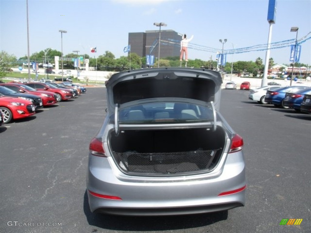 2017 Elantra SE - Gray / Gray photo #9