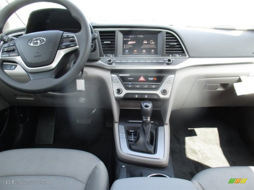 2017 Elantra SE - Gray / Gray photo #15
