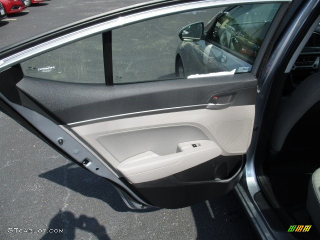 2017 Elantra SE - Gray / Gray photo #16