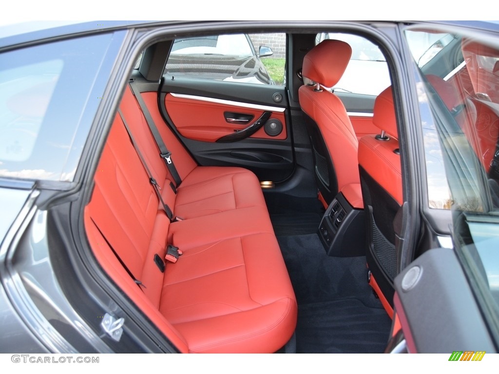 2016 BMW 3 Series 328i xDrive Gran Turismo Rear Seat Photos