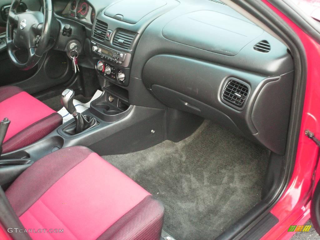 2002 Sentra SE-R - Aztec Red / Lava photo #28