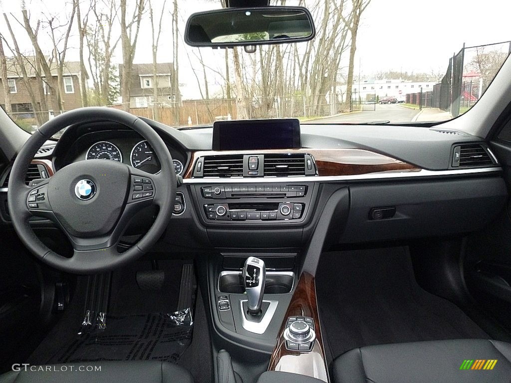 2013 3 Series 328i xDrive Sedan - Melbourne Red Metallic / Black photo #24
