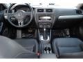 Black Uni - Jetta SE Sedan Photo No. 12