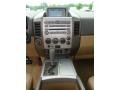 Blizzard White - Armada LE 4x4 Photo No. 26