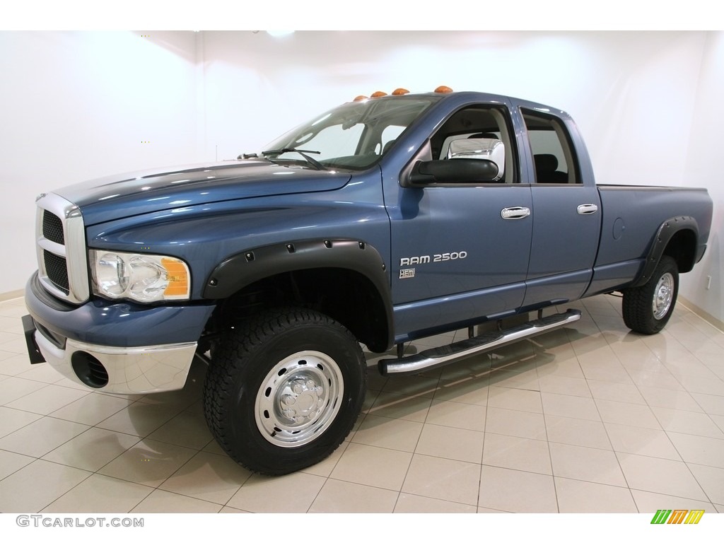 2004 Ram 2500 ST Quad Cab 4x4 - Atlantic Blue Pearl / Dark Slate Gray photo #3