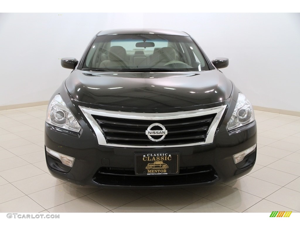 2014 Altima 2.5 S - Super Black / Beige photo #2
