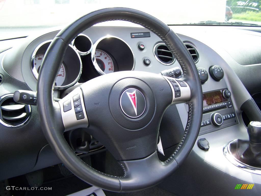 2006 Solstice Roadster - Deep Blue / Ebony photo #13