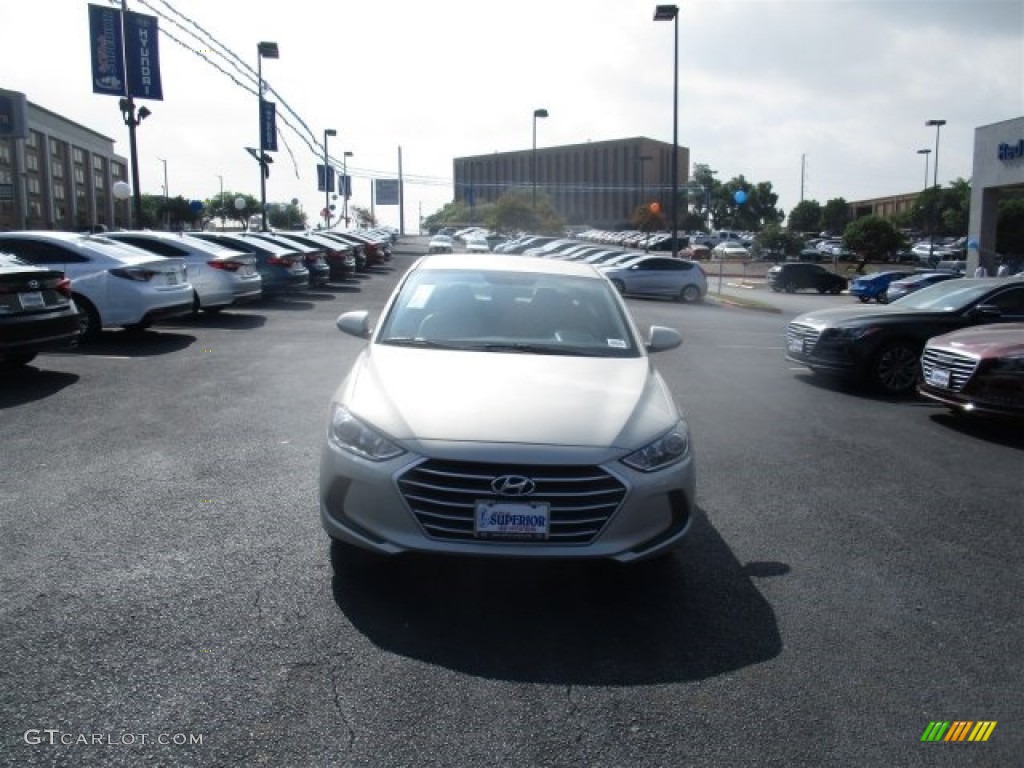 2017 Elantra SE - Beige / Beige photo #2