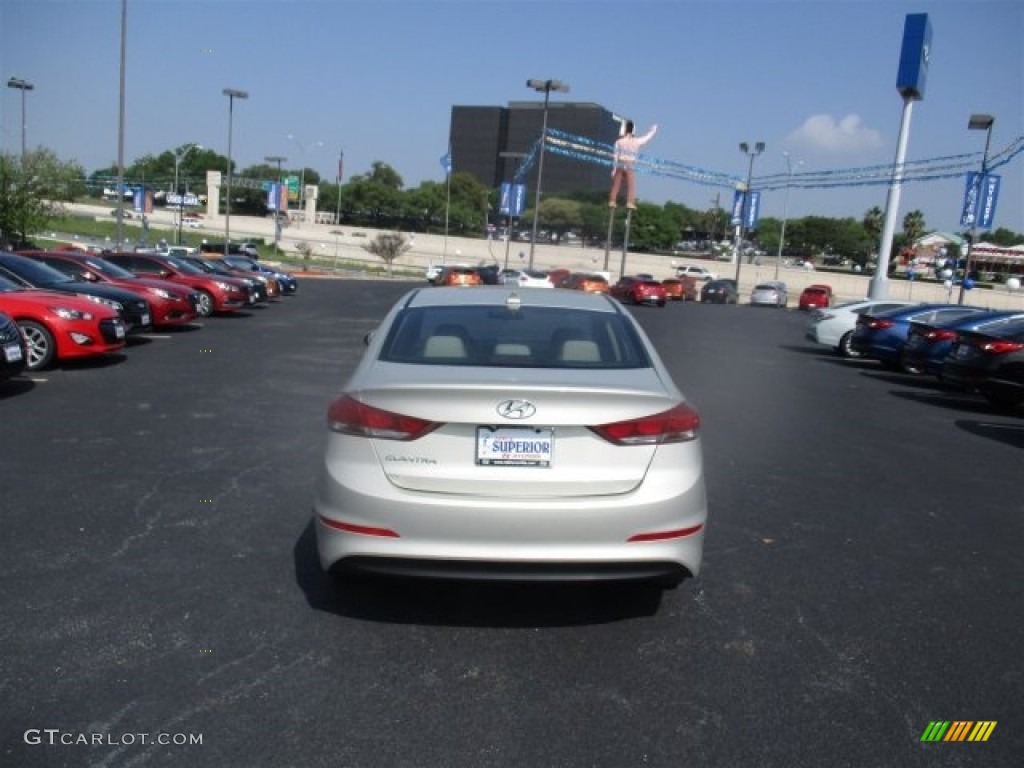 2017 Elantra SE - Beige / Beige photo #6