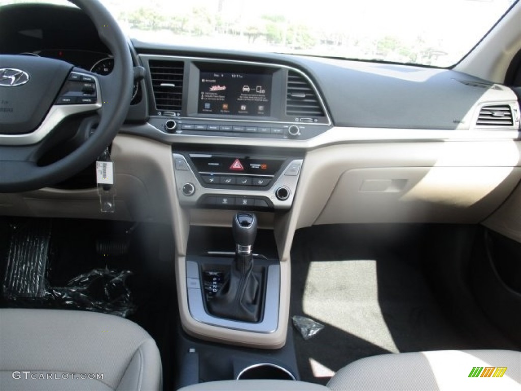 2017 Elantra SE - Beige / Beige photo #15