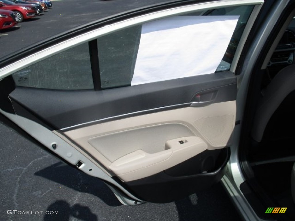 2017 Elantra SE - Beige / Beige photo #16