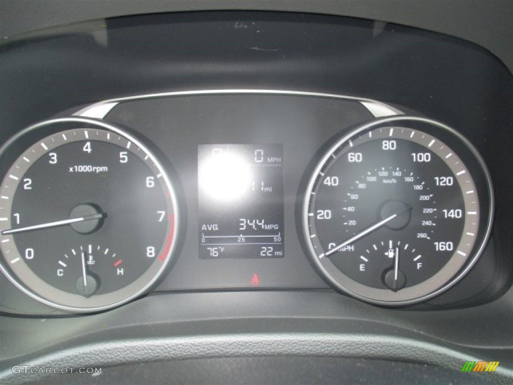 2017 Elantra SE - Beige / Beige photo #18