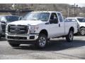 Oxford White - F250 Super Duty XL Super Cab 4x4 Photo No. 1