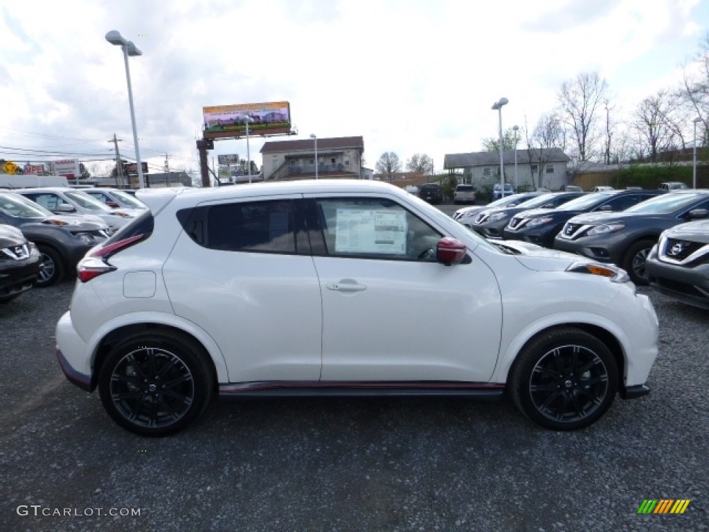 2016 Juke NISMO AWD - Pearl White / NISMO Black/Red photo #3