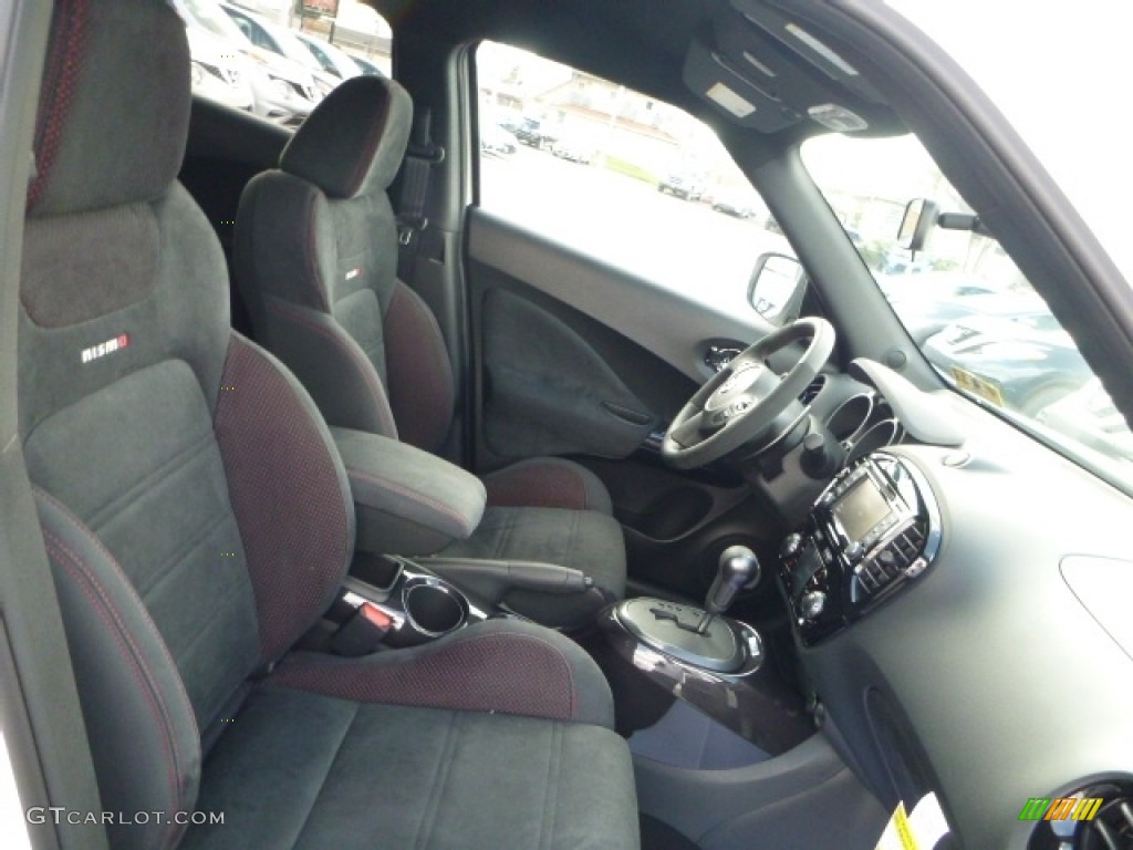 2016 Juke NISMO AWD - Pearl White / NISMO Black/Red photo #4
