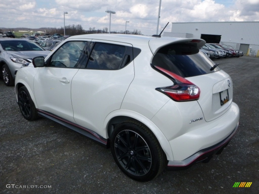 2016 Juke NISMO AWD - Pearl White / NISMO Black/Red photo #9
