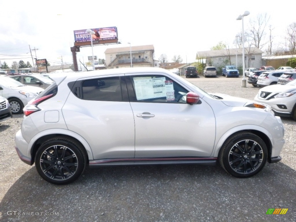 2016 Juke NISMO AWD - Brilliant Silver / NISMO Black/Red photo #3