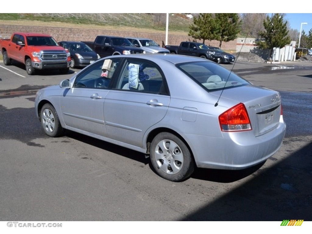 2007 Spectra EX Sedan - Silver / Gray photo #4