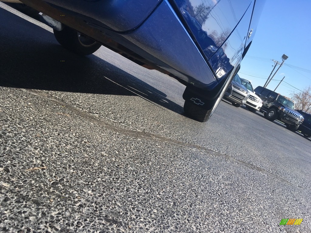 2003 Silverado 1500 SS Extended Cab AWD - Arrival Blue Metallic / Dark Charcoal photo #58