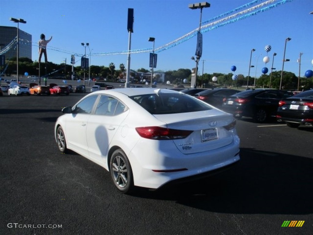 2017 Elantra SE - White / Beige photo #5