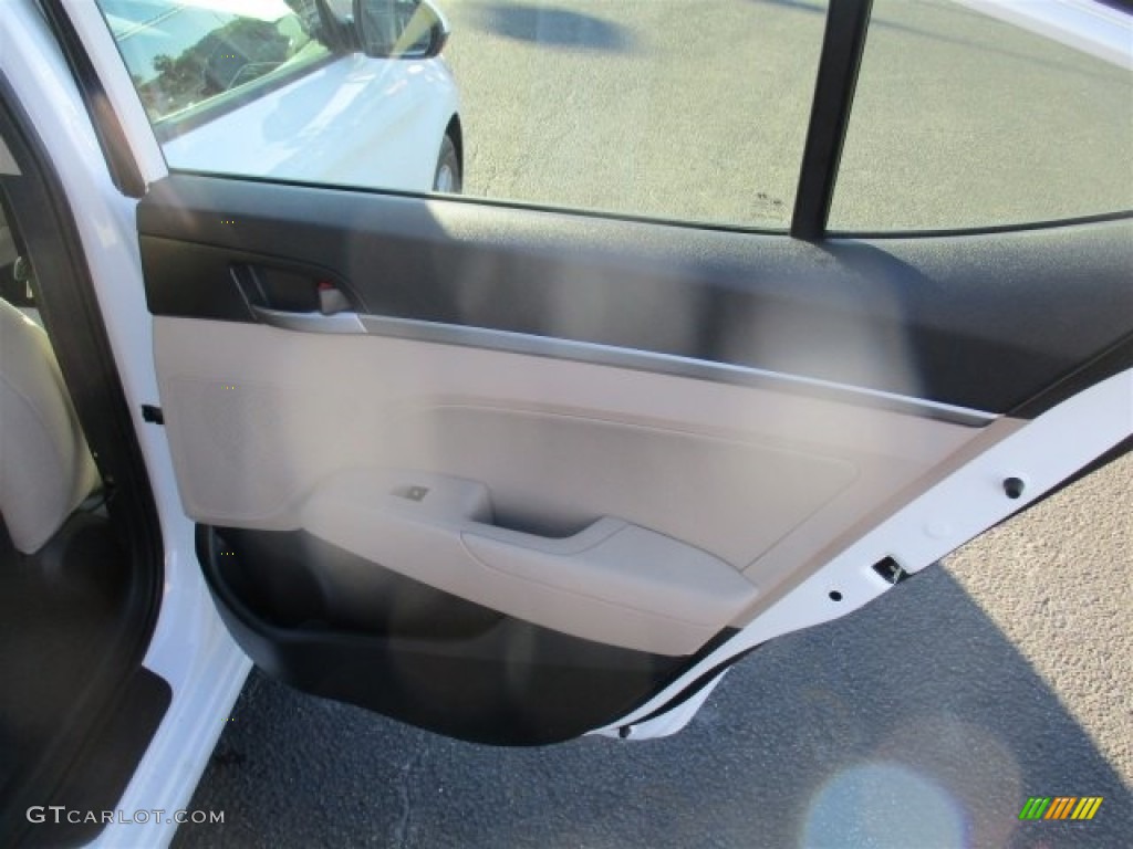 2017 Elantra SE - White / Beige photo #13
