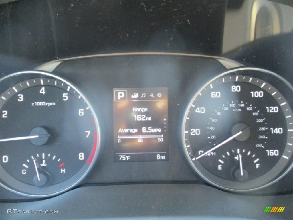 2017 Elantra SE - White / Beige photo #18
