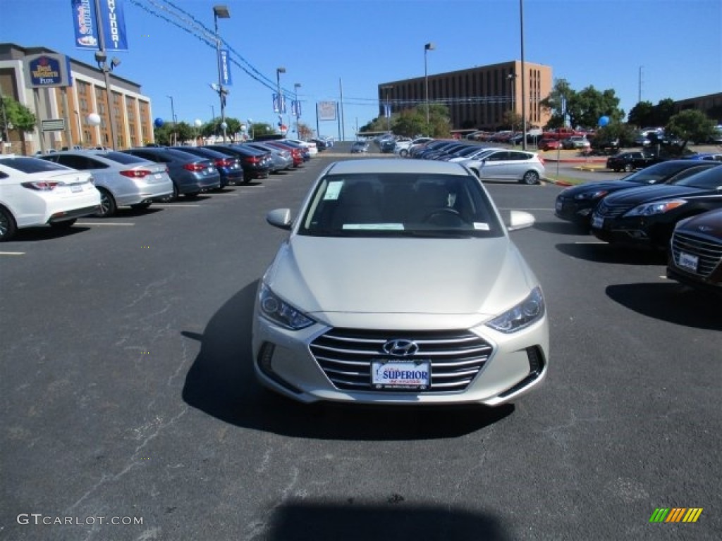 2017 Elantra SE - Beige / Beige photo #2