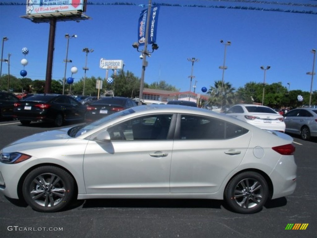 2017 Elantra SE - Beige / Beige photo #6