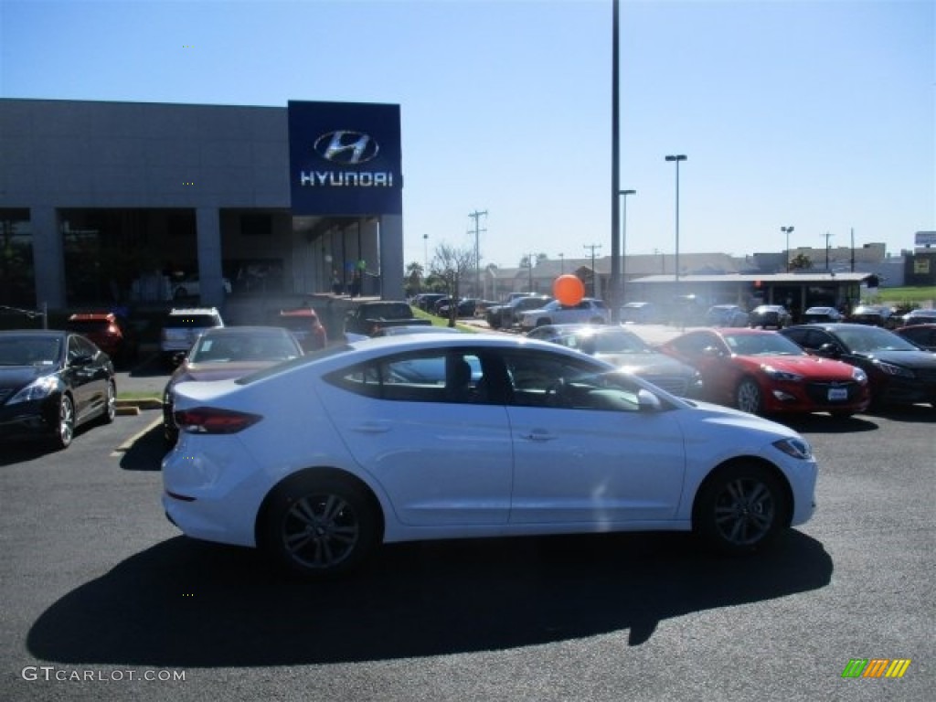 2017 Elantra SE - White / Gray photo #8