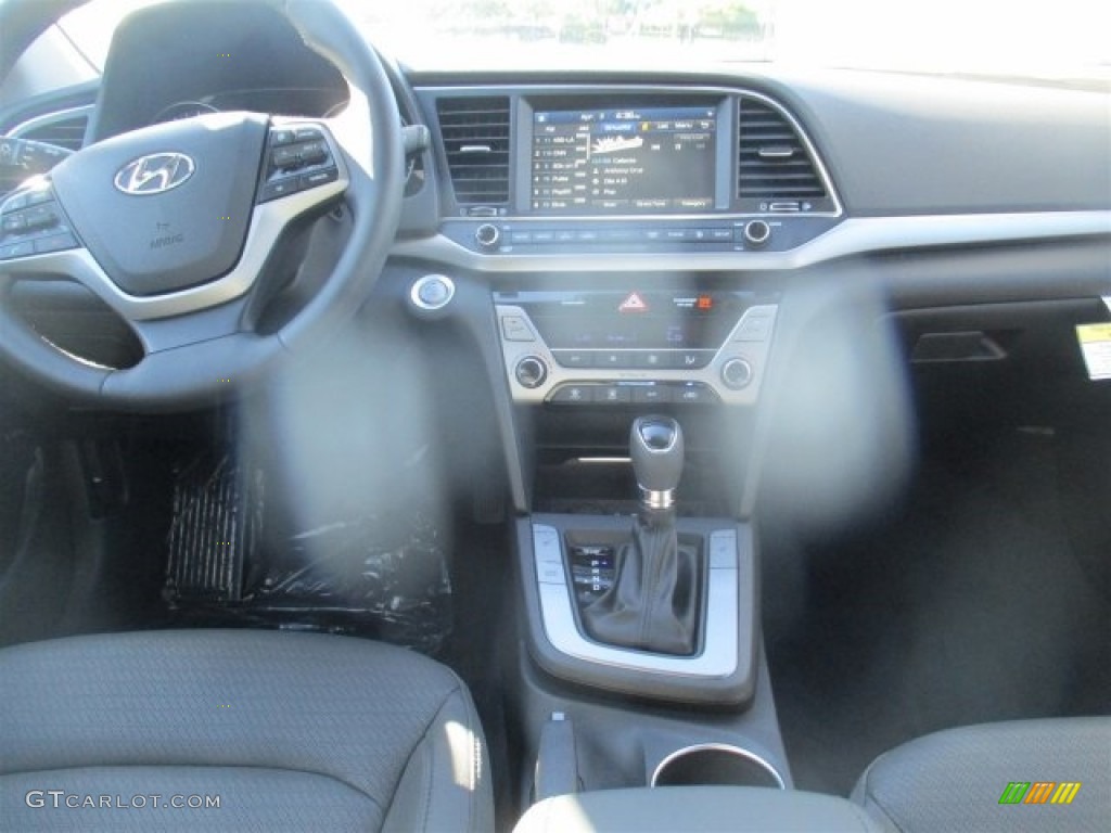 2017 Elantra Limited - Black / Black photo #15