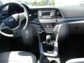 White - Elantra SE Photo No. 15