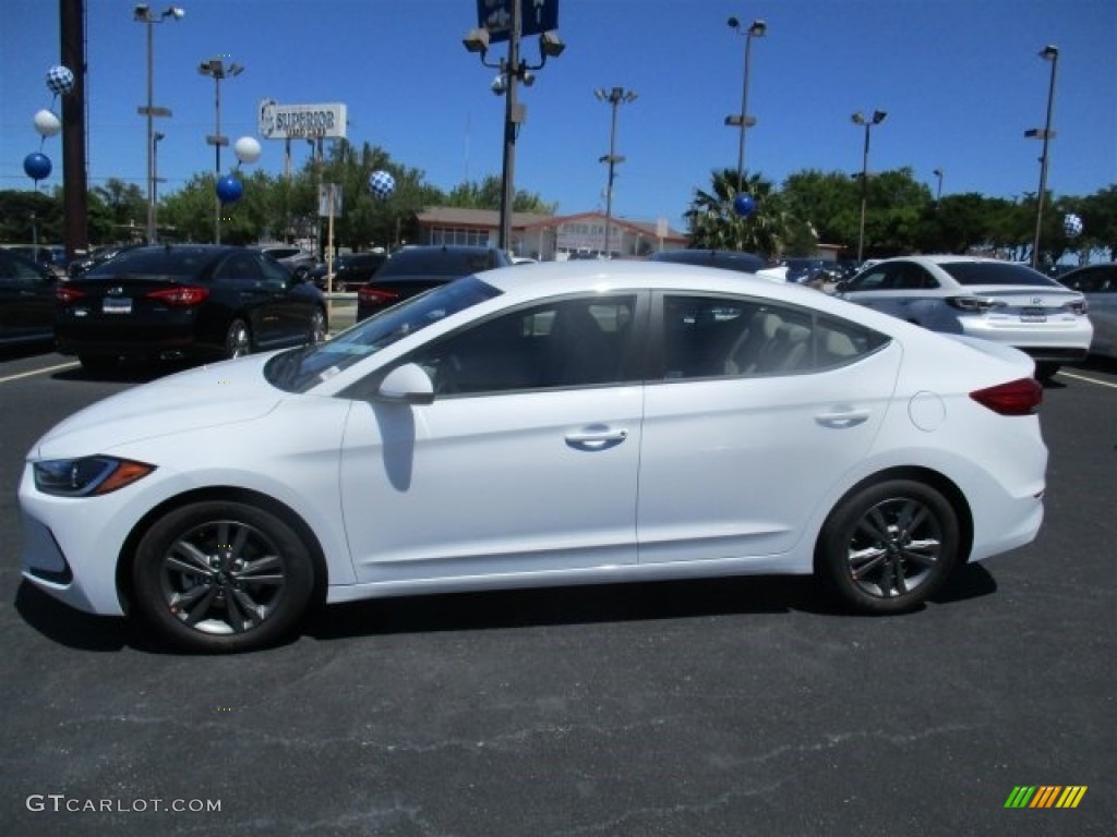 2017 Elantra SE - White / Beige photo #4