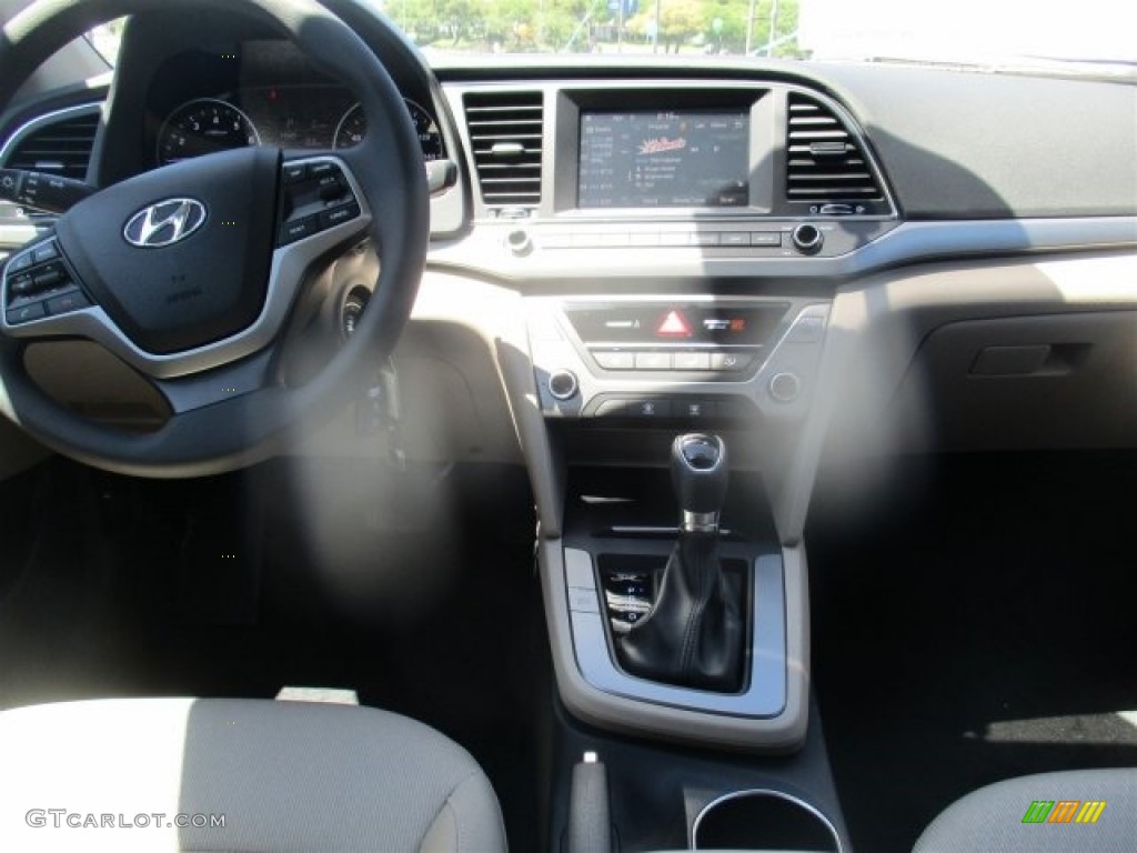 2017 Elantra SE - White / Beige photo #15