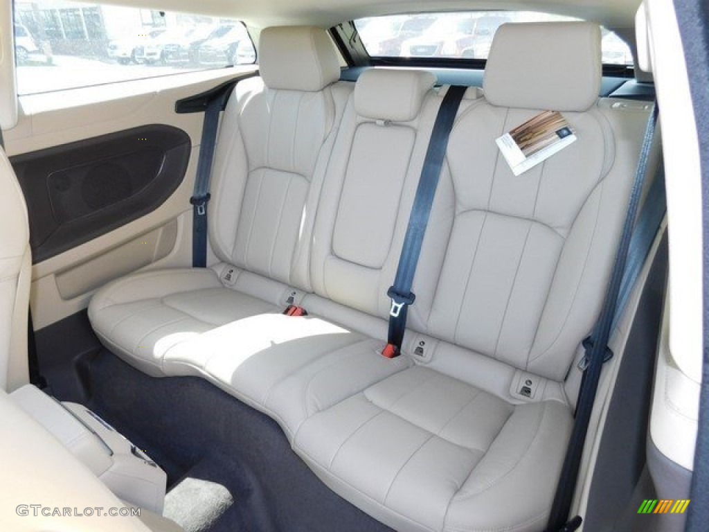 2016 Land Rover Range Rover Evoque SE Premium Package Rear Seat Photos
