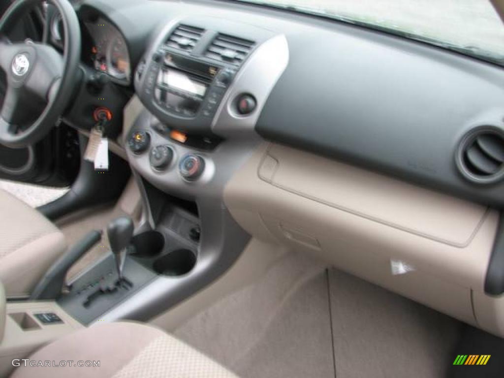 2008 RAV4 4WD - Black / Taupe photo #10