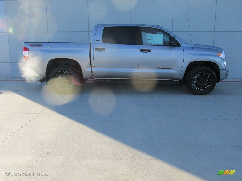 2016 Tundra SR5 CrewMax - Silver Sky Metallic / Graphite photo #3