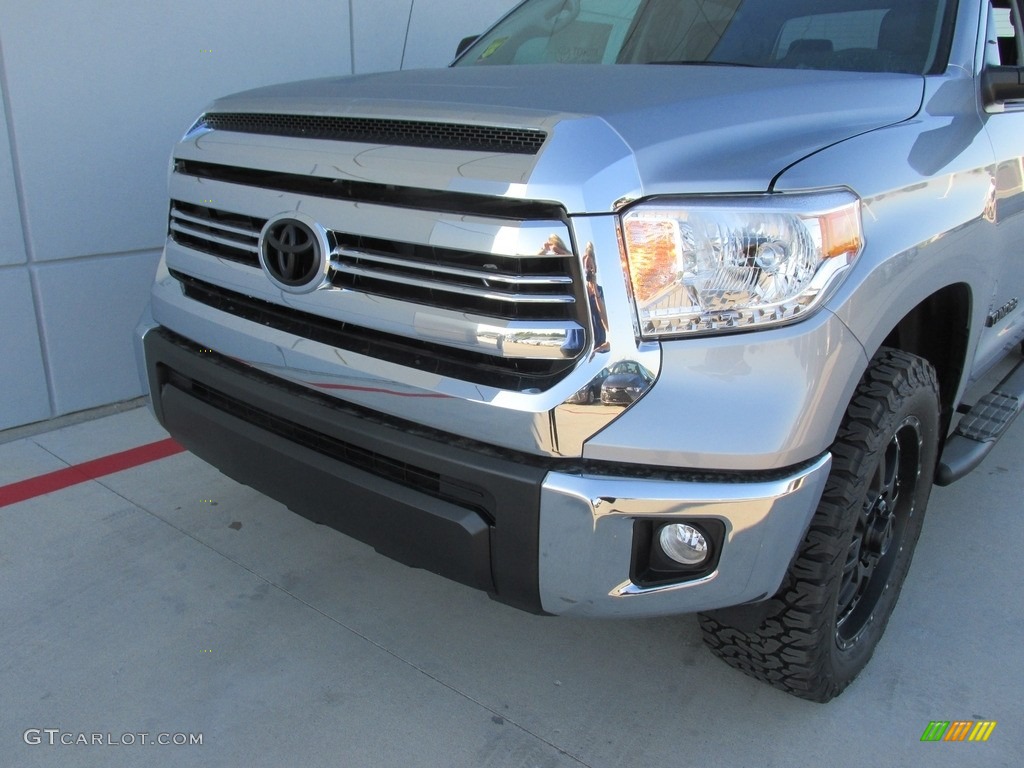 2016 Tundra SR5 CrewMax - Silver Sky Metallic / Graphite photo #10